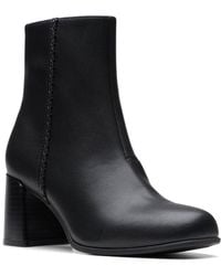 Clarks - Keirsta Faye Leather Bootie - Lyst