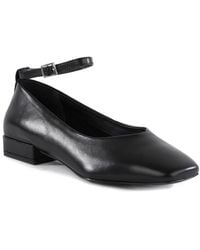 Seychelles - Pumpkin Leather Flat - Lyst