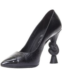 CHANEL - Patent Leather Sculpted Sailor Knot Cc Cap Toe Pump (Authentic Pre-Loved) - Lyst