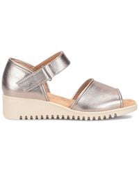Comfortiva - Daniella Leather Sandal - Lyst