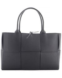 Bottega Veneta - Maxi Intrecciato Leather Arco Tote Medium (Authentic Pre- Loved) - Lyst