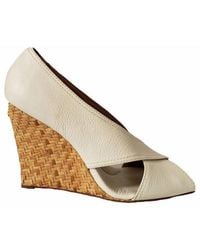 BCBGMAXAZRIA - Raisa White Leather Wedge Sandal - Lyst