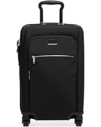 tumi