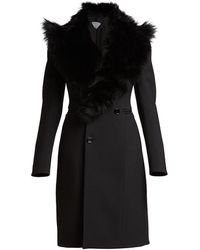 coat with fur collar