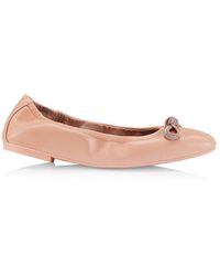 Stuart Weitzman - Embellished Bow Leather Ballet Flats - Lyst