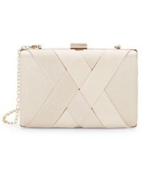 la regale clutch purse