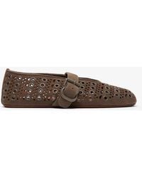 Alaïa - Vienne Grey Suede Ballet Flats - Lyst