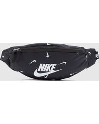 fanny pack mens nike