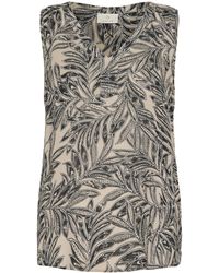 Kaffe - Mouwloos Shirt Regular Fit Black/chalk/red Petit Fleur - Lyst