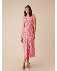 Ro&zo - Paisley Ruched Front V-Neck Midi Dress - Lyst