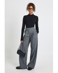 Boohoo - Tall Low Rise Belted Straight Leg Trousers - Lyst
