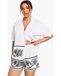 Boohoo - Embroidered Trim Cotton Poplin Shorts - Lyst