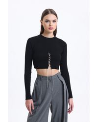 Hiccup - Crew Neck Knitted Lace Up Cropped Blouse - Lyst