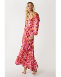 Warehouse - Floral Printed Strap Detail Pleated Midi Dress - Lyst