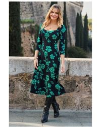 Sosandar - Floral Print Sweetheart Neckline Midi Jersey Dress - Lyst