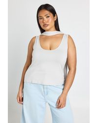 Boohoo - Plus Scoop Vest With Neck Sacrf - Lyst
