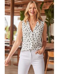 Sosandar - Spot Print Sleeveless Shirt - Lyst