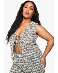 Boohoo - Plus Zig Zag Knitted Beach Top - Lyst