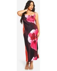 Boohoo - Plus Large Floral Print Cowl Neck Plisse Maxi Dress - Lyst