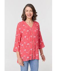 Izabel London - Printed Curve Hem V-Neck Tunic Blouse 3/4 Sleeve - Lyst