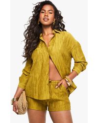 Boohoo - Woven Crinkle Flippy Shorts - Lyst