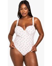 Boohoo - Plus Swimwear Essentials Ditsy Floral Ruched Underwire Swimsuit - Lyst