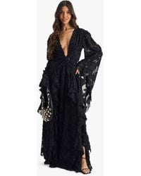 Boohoo - Textured Split Cut Out Maxi Dress - Lyst
