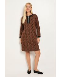Wallis - Petite Jacquard Ponte Contrast Shift Dress - Lyst