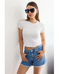 Hiccup - Short-Sleeve Round Neck Cropped Top - Lyst