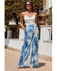 Sosandar - Tropical Palm Print Fluid Wide Leg Trousers - Lyst