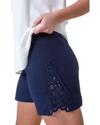 Roman - Lace Trim Stretch Elastic Waist Shorts - Lyst