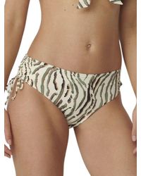 Triumph - Charm Elegance 2.0 Midi Bikini Brief Skin Light Combination - Lyst