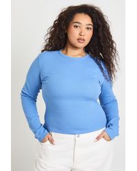 Boohoo - Plus Basic Rib Long Sleeve Fitted Longline Top - Lyst