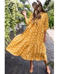 Azura Exchange - Maxikleid Mit Knöpfen Und Kragen Aus Gelbem Blumenmuster - Lyst