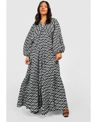 Boohoo - Plus Geo Plunge Maxi Dress - Lyst