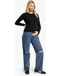Boohoo - Maternity Over The Bump Ripped Knee Boyfriend Jeans - Lyst