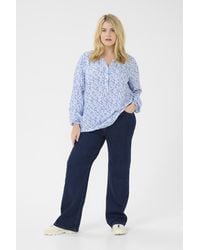 Kaffe - Blouse Met Lange Mouwen Regular Fit Blue/chalk Graphic Print Blue White - Lyst