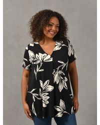 Live Unlimited - Floral Print Pleat Front Top - Lyst