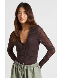 Boohoo - Mesh Ruched Neckline Long Sleeve Bodysuit - Lyst