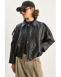 Bianco Lucci - Oversized Faux Leather Crop Jacket With Zipper - Lyst
