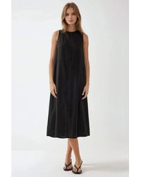 Hiccup - Linen Feel Sleeveless Crew Neck Midi Dress - Lyst