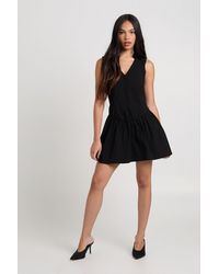 Boohoo - Bengaline Button Up Frill Hem Shirt Dress - Lyst