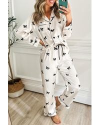 Azura Exchange - Satin Pyjama Set Met Strikprint - Lyst