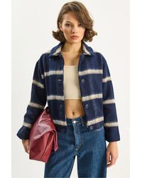Bianco Lucci - Striped Textured Button-Front Cropped Jacket - Lyst