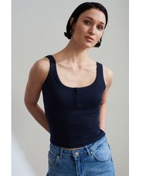 Dilvin - Geribbelde Crop Cami Blouse - Lyst