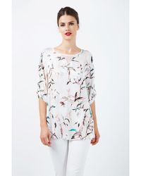 Conquista - Print Satin Top With V Detail - Lyst