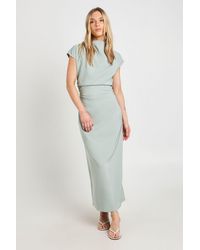 Boohoo - Petite Ruched Waist Open Back Midaxi Dress - Lyst