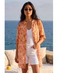 Roman - Petite Leaf Print Longline Shirt - Lyst