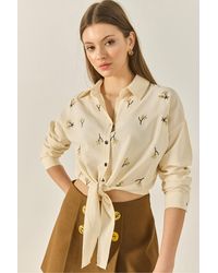Bianco Lucci - Embroidered Poplin Shirt With Button Closure - Lyst