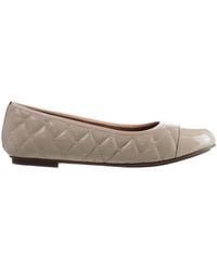 Vionic - Desiree Shoes Patent Leather - Lyst
